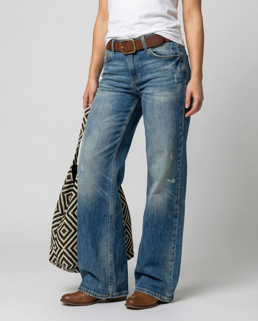 Veska | Statementbyxa för Dam | Modern Design och Bekväm Passform