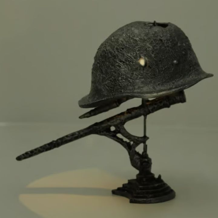 AntiqueLume | Vintage Stål Hjälm Bordslampa – Tidlös Historisk Heminredning | Veska Glödande #004