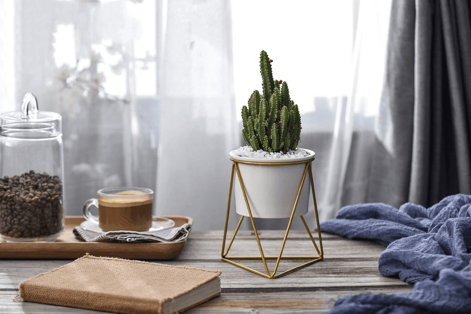 Elegant Veskaomkruka för stilfull dekoration | Veska Guld