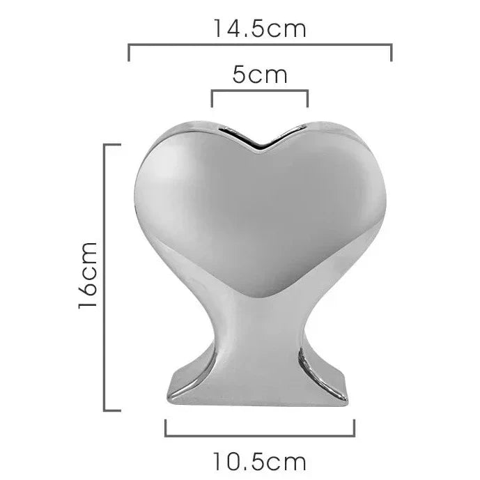 Heart Vase | Veska Silver