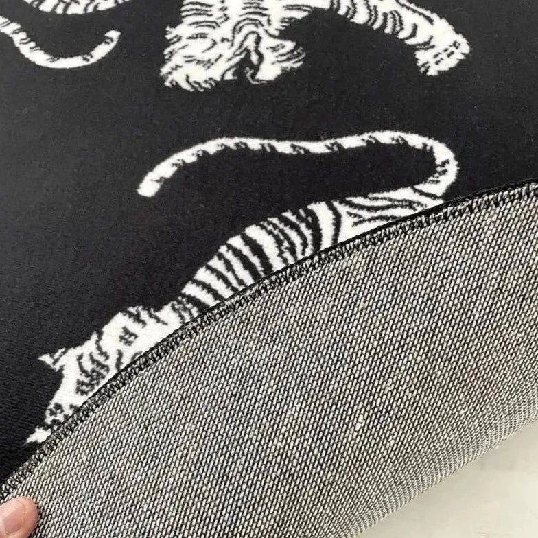 Ink Brush Tiger Mat | Veska