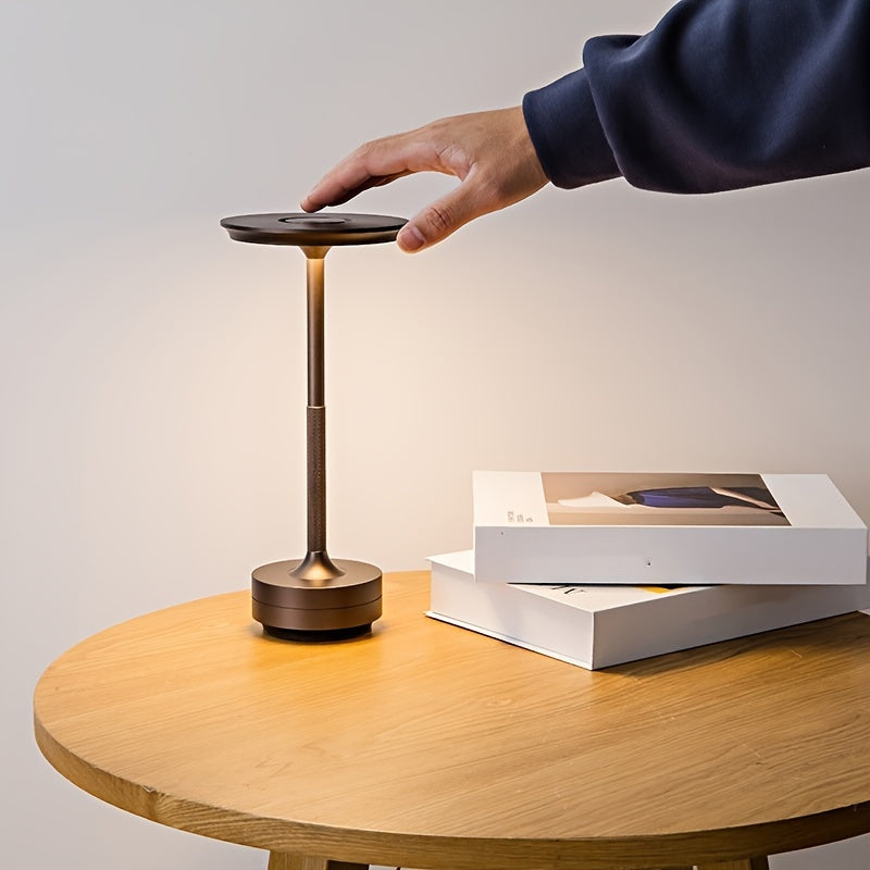 LumiTaf – Modern LED Bordslampa med USB Veska Svart