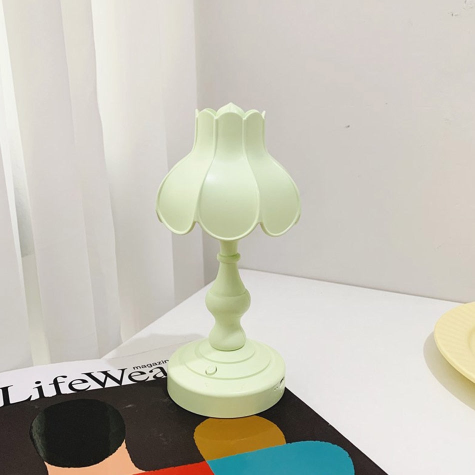 Retro Lotus Skrivbordslampa | Veska Ljusgrön