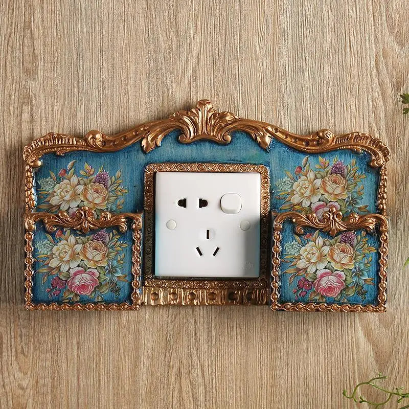 Vintage Flora Butterfly Outlet Organizer | Veska Choklad