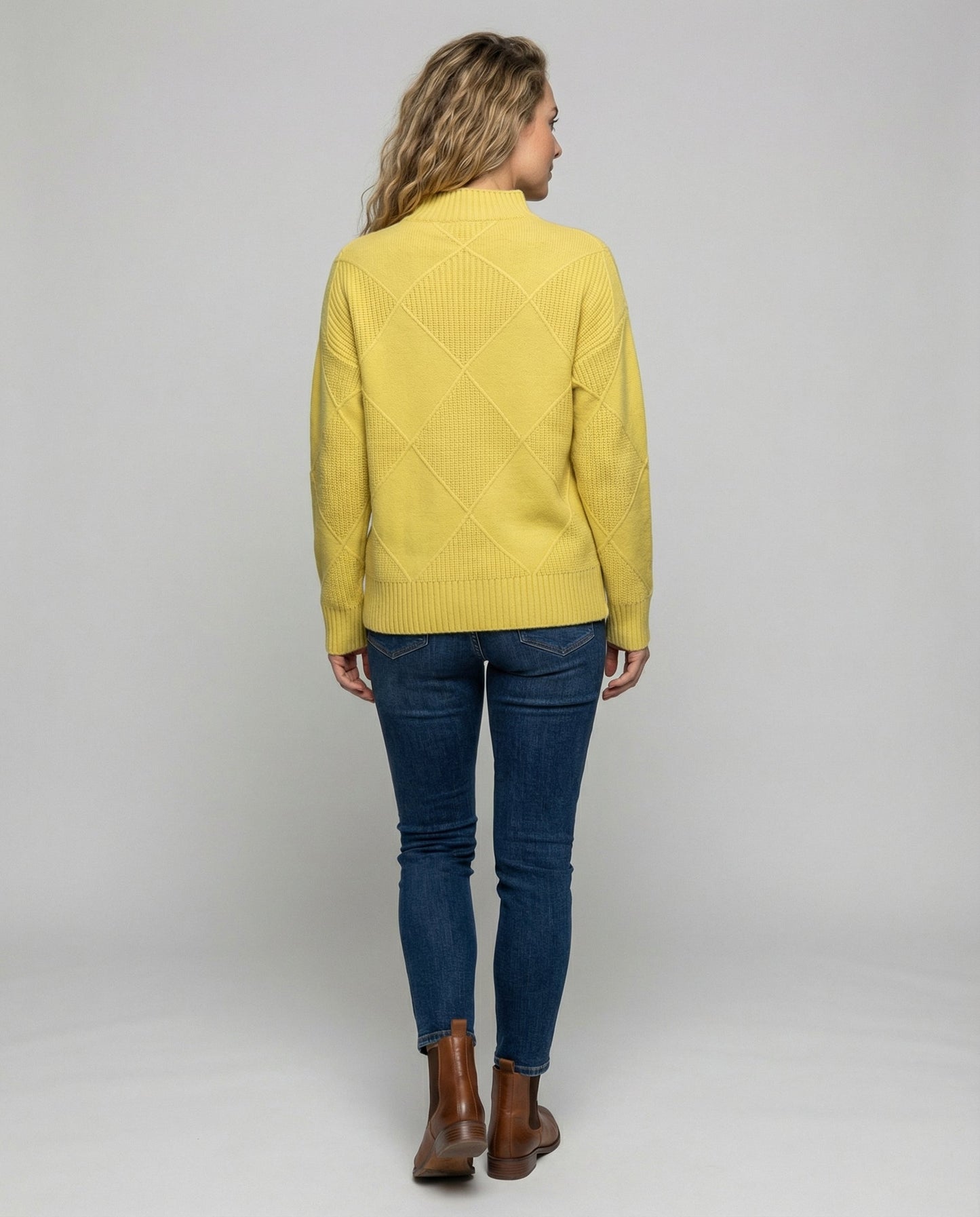 Veska | Kashmir Rullkragetröja för Dam | Mjuk och Värmande Elegans