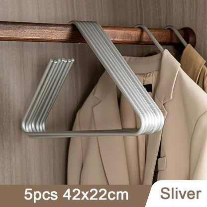 5 stycken hangerar gjorda av solid, matt guld/silver, triangel, för jackor och byxor │ Sömlösa förvaringshyllor gjorda av metall, garderobsorganisatör | Veska Silver
