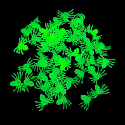50Pcs Luminösa Glödande Spindlar Halloween Dekoration | Veska