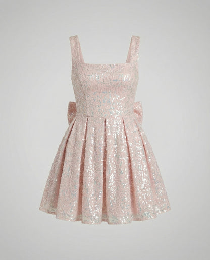 Veska | Festklänning med Slingdesign | Elegant Högmidjad Passform