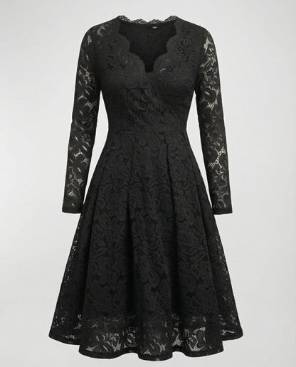 Veska | Spetsklänning för Dam | Djup V-ringning och Elegant Silhuett