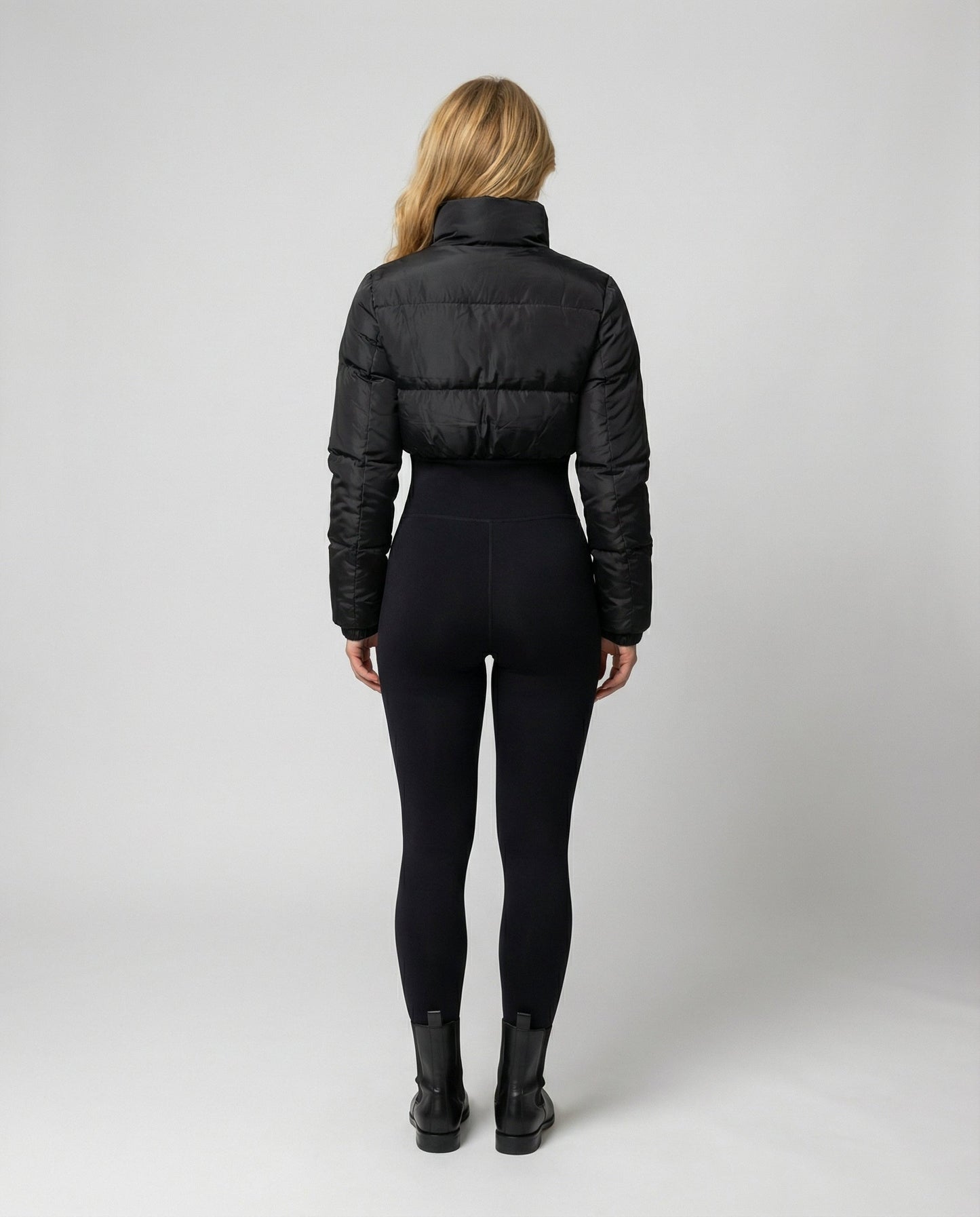 Veska | Figursydd Dunjacka för Dam | Värmande Design med Bälte