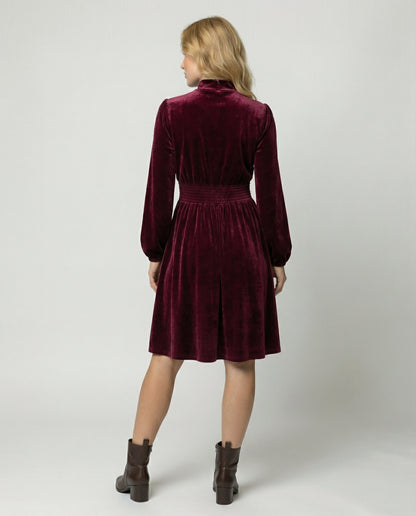 Veska | Sammetsklänning för Dam | Elegant Snitt med Långa Ärmar