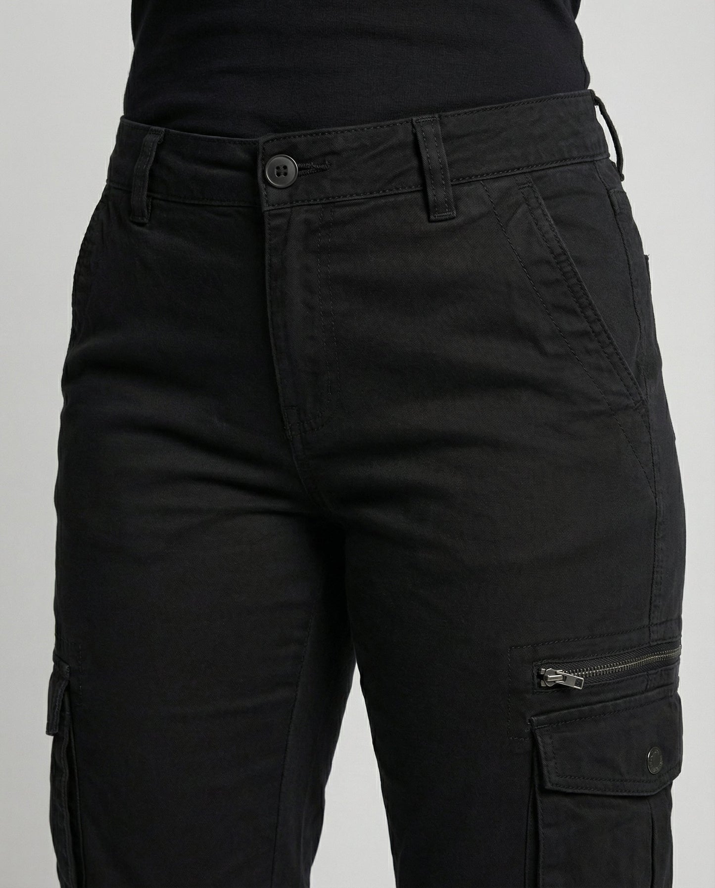 Veska | Cargobyxor för Dam | Funktionell Design och Bekväm Passform