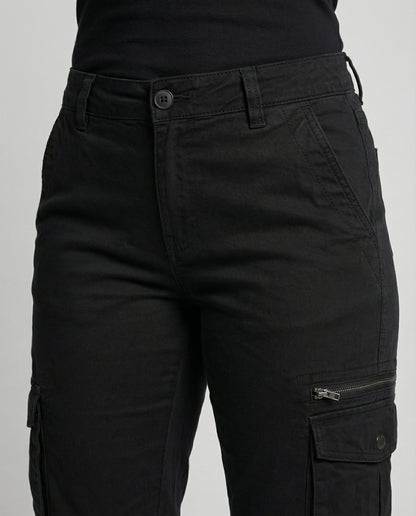 Veska | Cargobyxor för Dam | Funktionell Design och Bekväm Passform