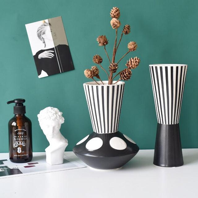 Abstrakt svartvit designvase | Veska