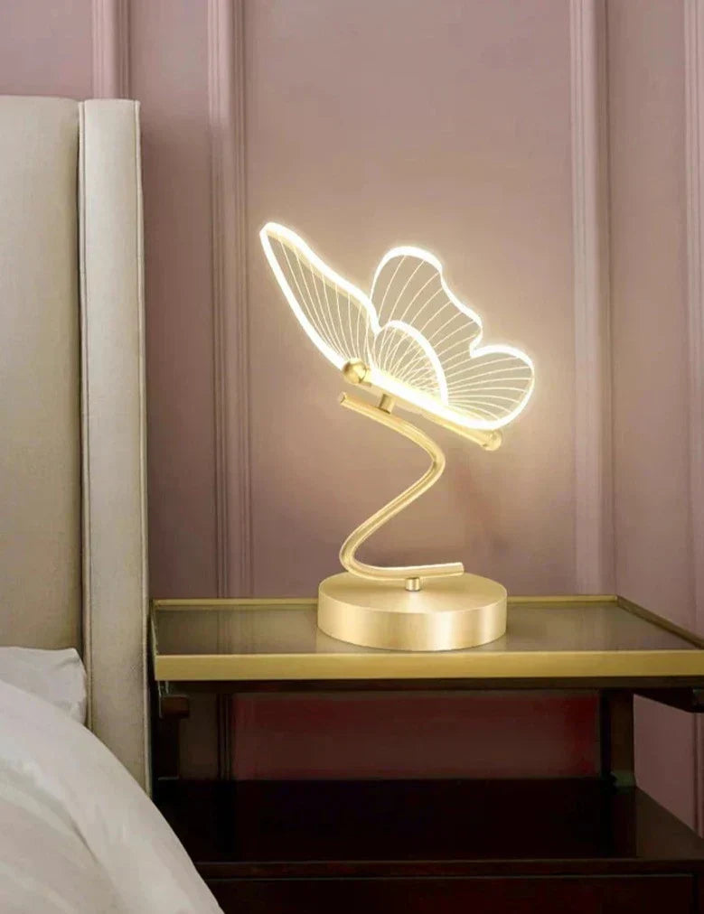 Aetherwing™ | LED Fjäril Bords lamp | Modern Design med Justerbar Ljusstyrka | Perfekt för Vardagsrum & Sovrum | Veska