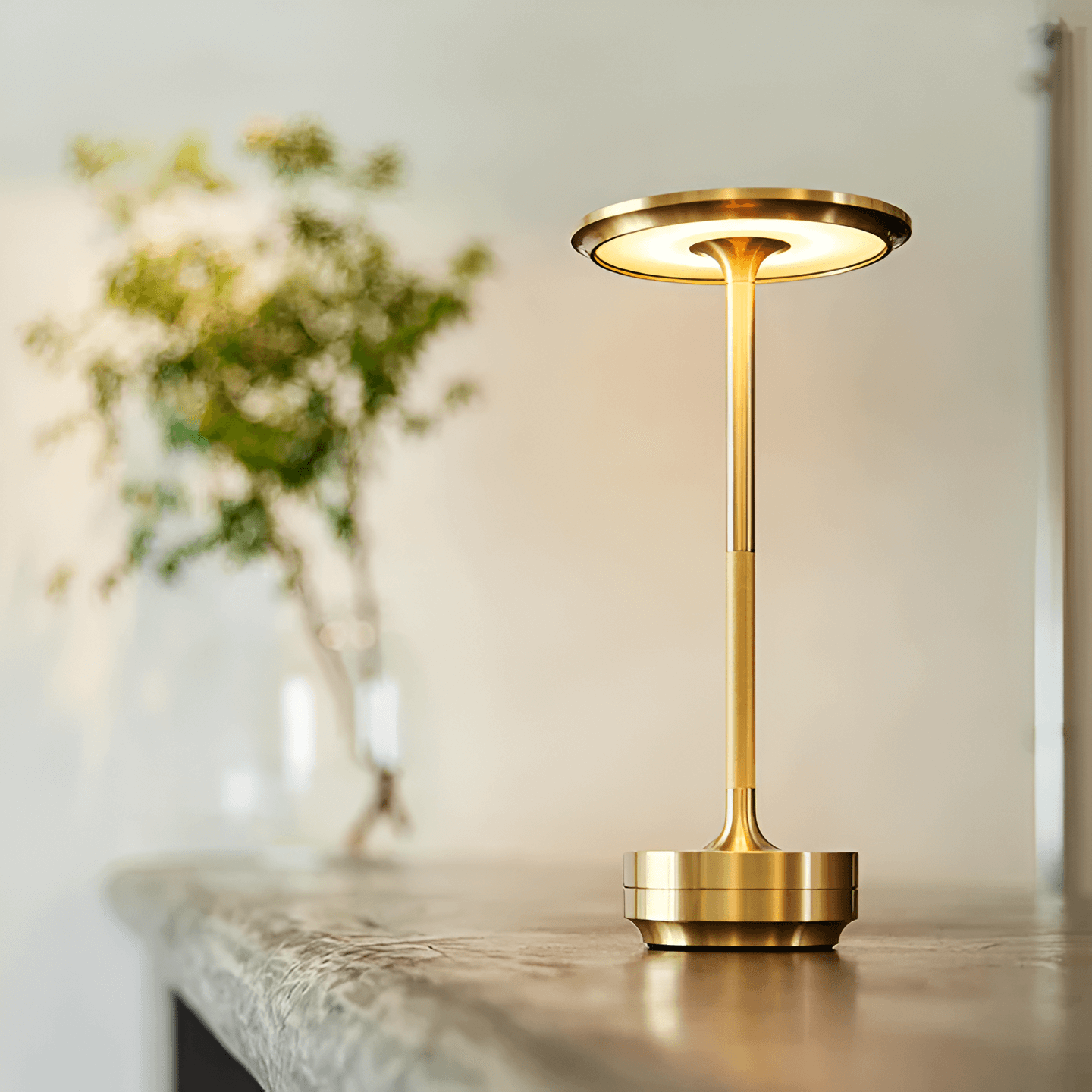 AmiGlow Laddningsbar Trådlös LED Bordslampa | Veska Guld