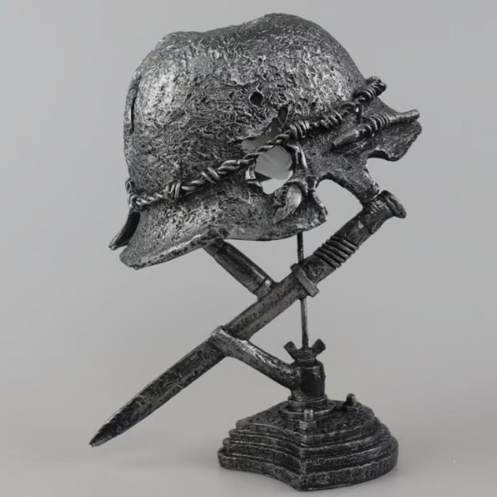 AntiqueLume | Vintage Stål Hjälm Bordslampa – Tidlös Historisk Heminredning | Veska Ingen ljus #002
