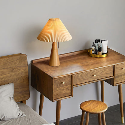 AntiqueRadiance – Elegant trä- och metallbordslampa | Veska
