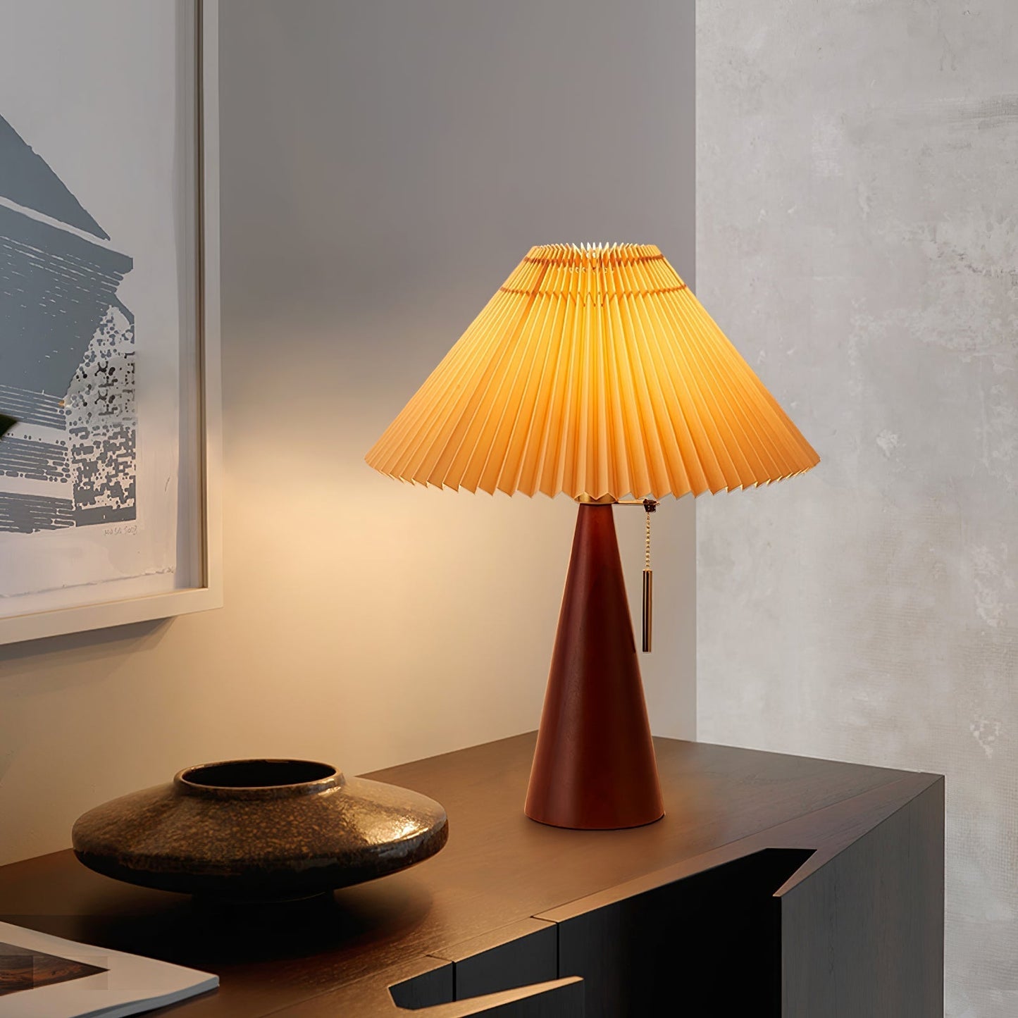 AntiqueRadiance – Elegant trä- och metallbordslampa | Veska
