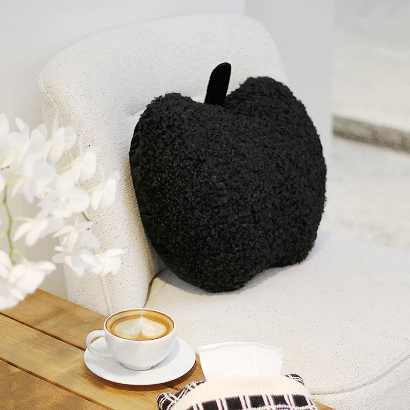 Apple Pillow | Veska
