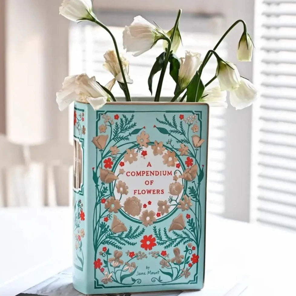 Art Book Vase | Veska