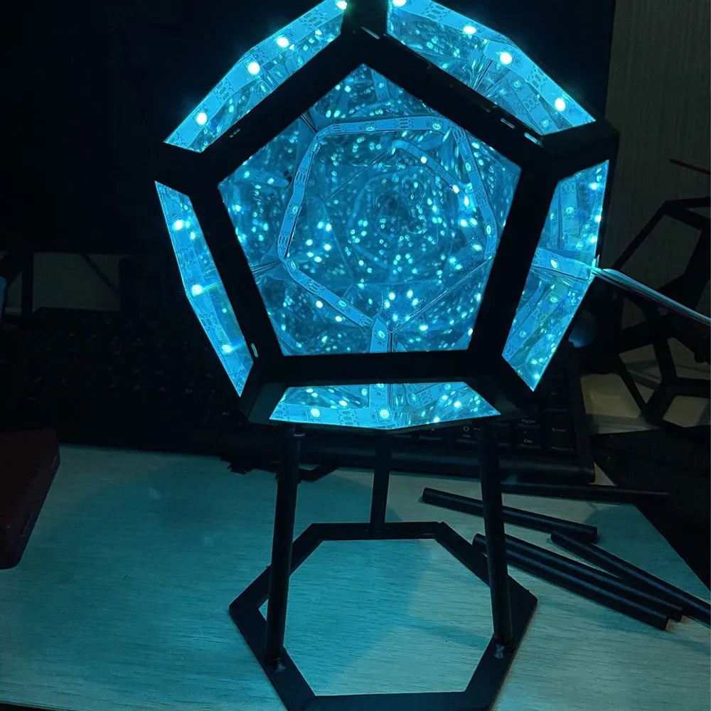 Artsy Infinite Color Dekorativ Lampa | Veska