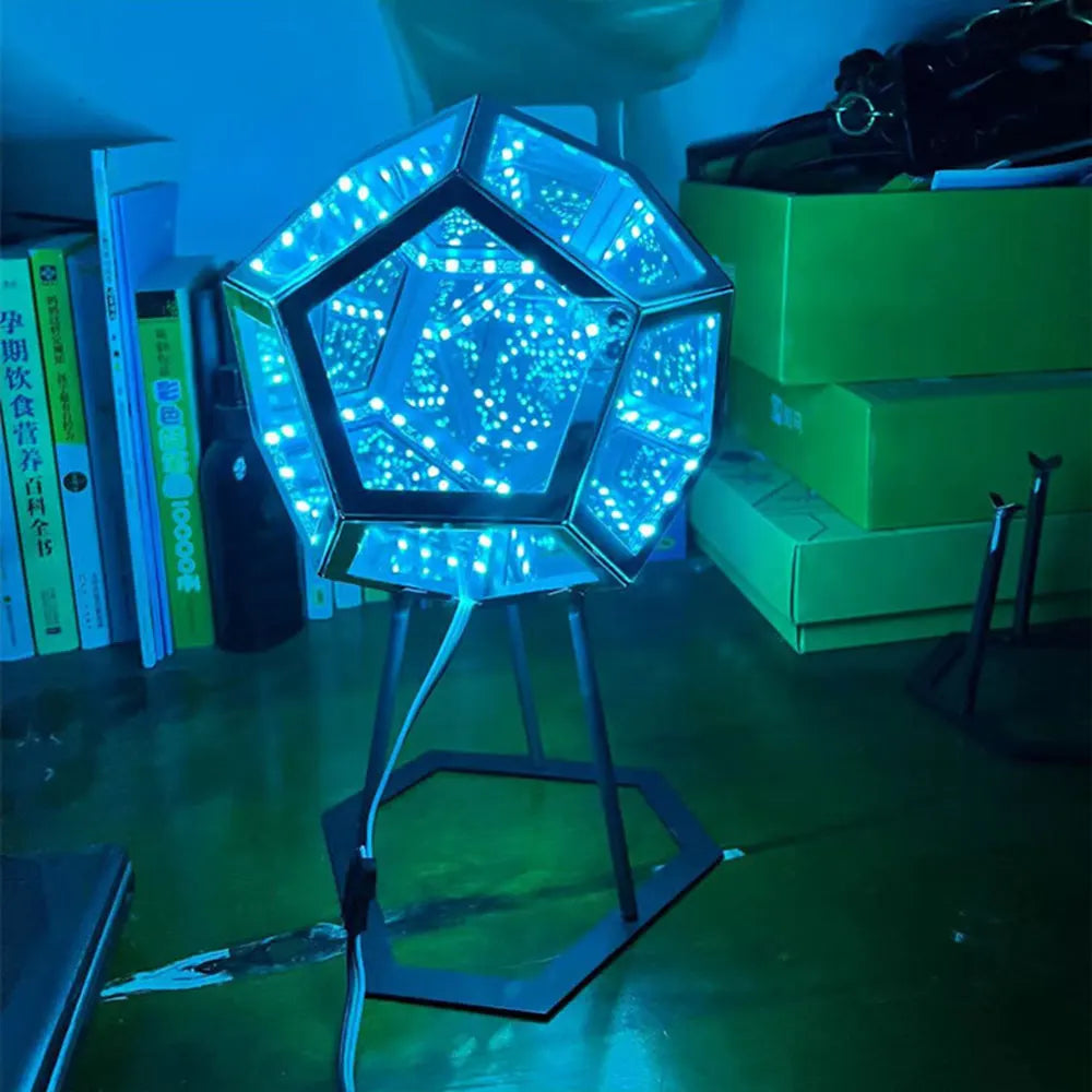 Artsy Infinite Color Dekorativ Lampa | Veska
