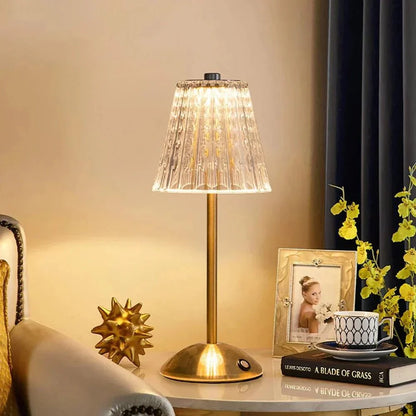 AuraGlow Bordslampa - Uppladdningsbar LED-lampa med dimmerfunktion | Veska Scarlett