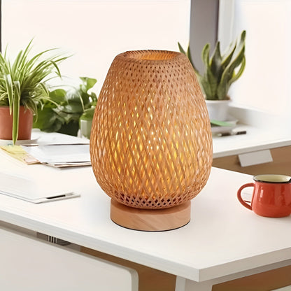 Bambu Bordslampa med USB Strömförsörjning – Hållbar och Energisparande Design | Veska