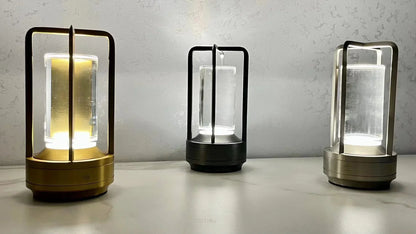 – Bärbar Trådlös LED-Lykta med Laddstation | Veska
