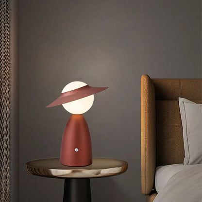 Batteri Bordslampa Man med Hatt | Veska Rot