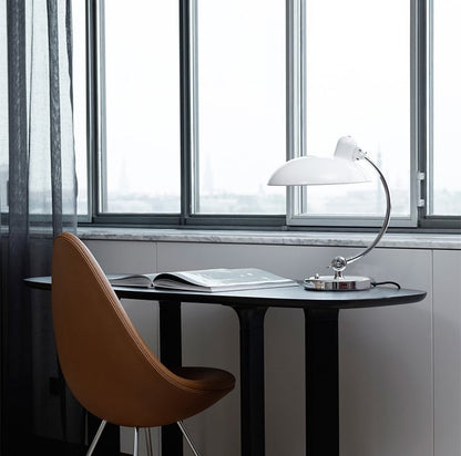 Bauhaus KI Classic Bordslampa Replika | Veska