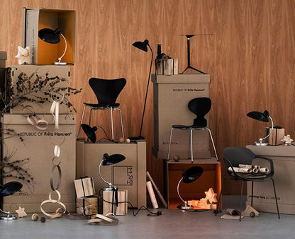 Bauhaus KI Classic Bordslampa Replika | Veska