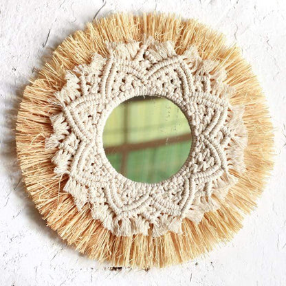 Beige Nordisk Vägghängd Spegel | Veska