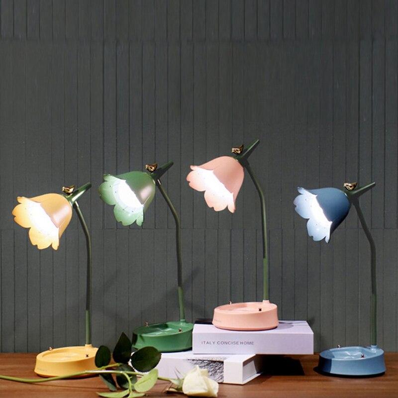 Blomsterbordslampa (4 färger) | Veska