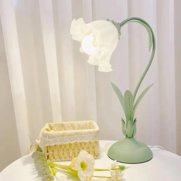 BloomBeam - Justerbar Retro Bordslampa | Veska