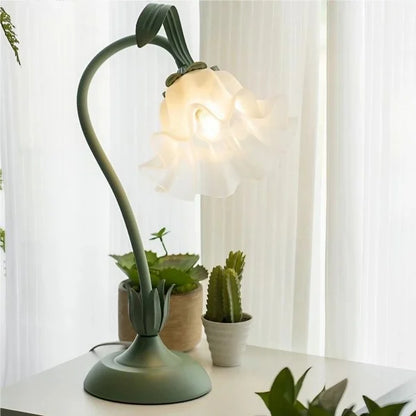 BloomBeam - Justerbar Retro Bordslampa | Veska
