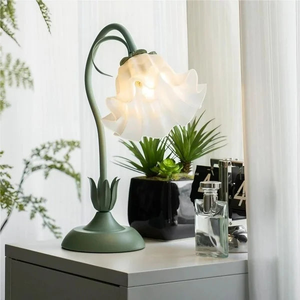 BloomBeam - Justerbar Retro Bordslampa | Veska
