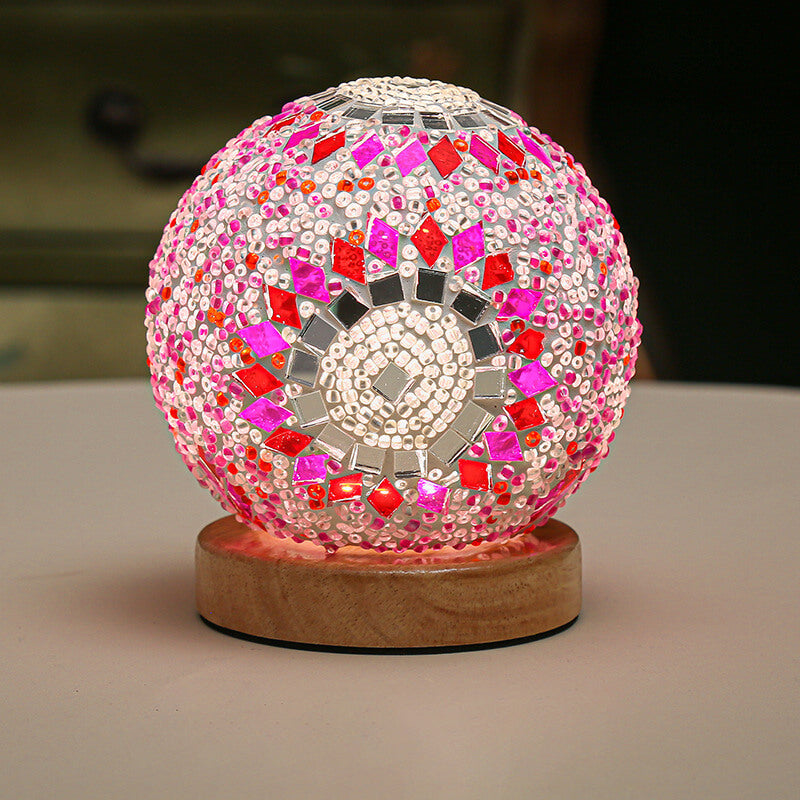 BohoGlow – Modern Bohemisk Bordslampa med USB-laddning | Veska C
