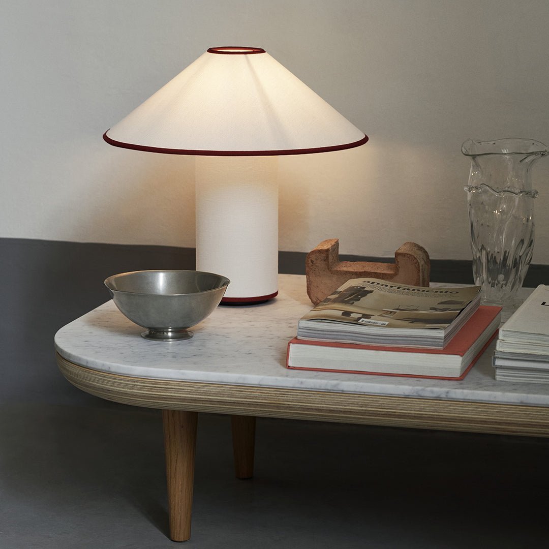 Bordslampa med textilskärm – Lunara | Veska