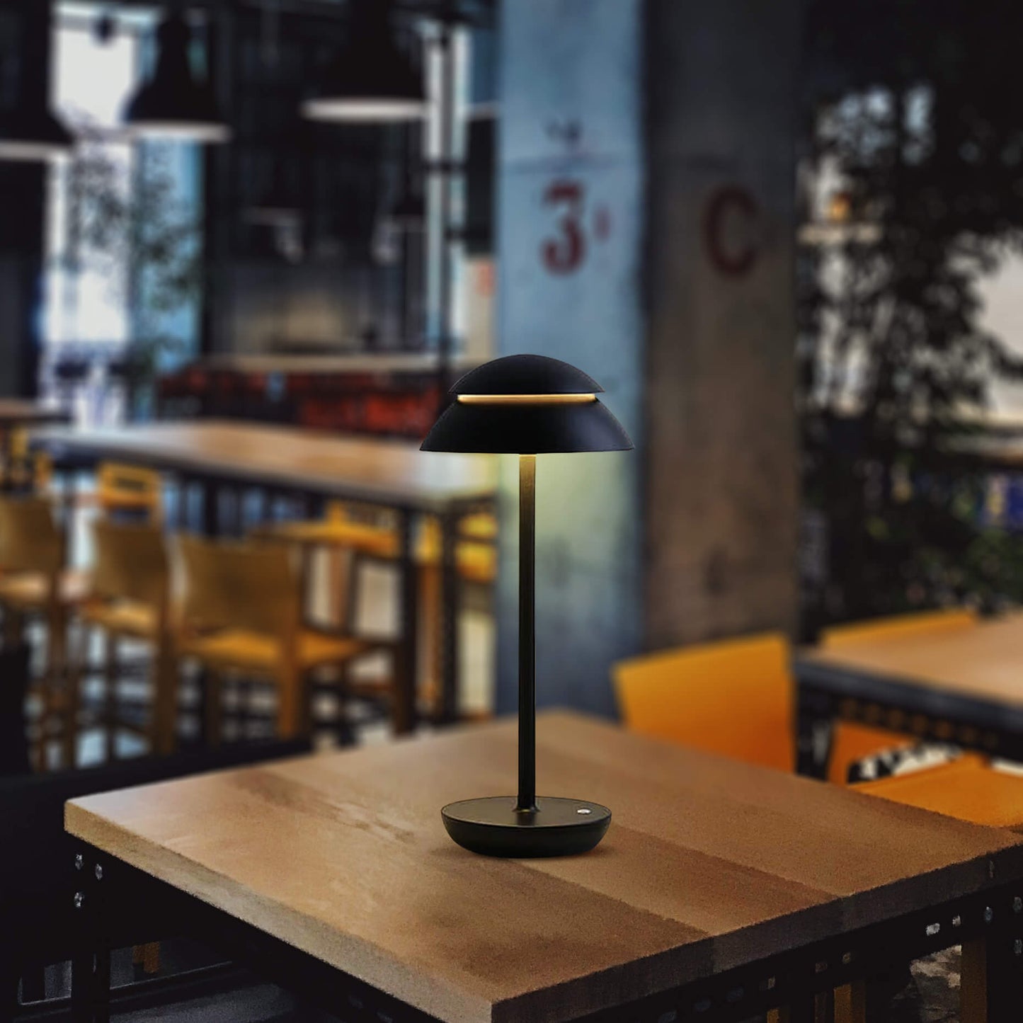 Bordslampa med touch-kontroll och LED-ljus | Veska