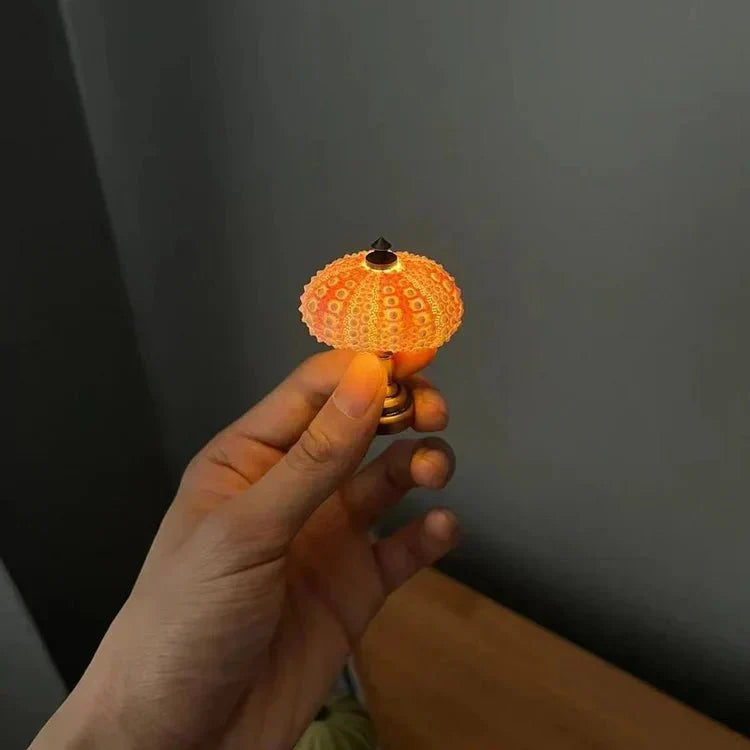 Bordslampa Mini Sjöborrar Skalsljus | Veska