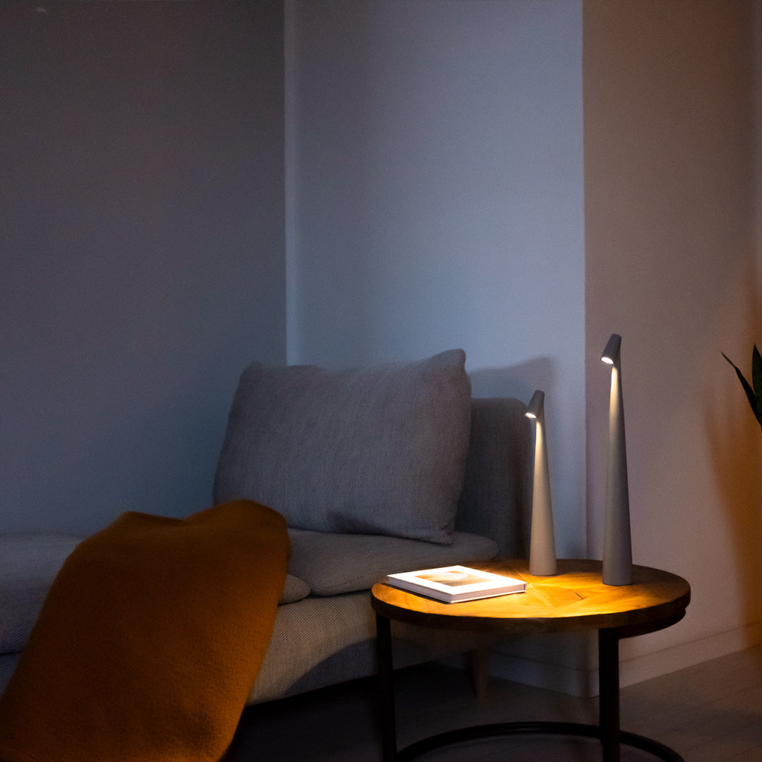Bordslampa Modern Röd Metall LED Ljus | Veska