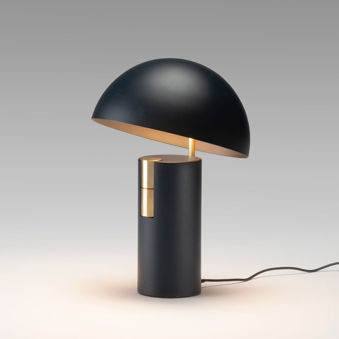 Bordslampa - RetroWave - Minimalistisk & Justerbar Design - Chic Modern Elegans | Veska