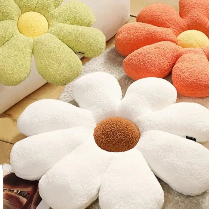 Boucle Plush Flower Cushion | Veska