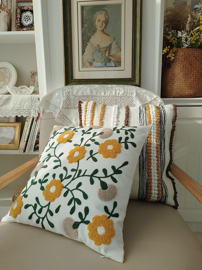 Broderi Blomsterträdgård Kuddeöverdrag | Veska
