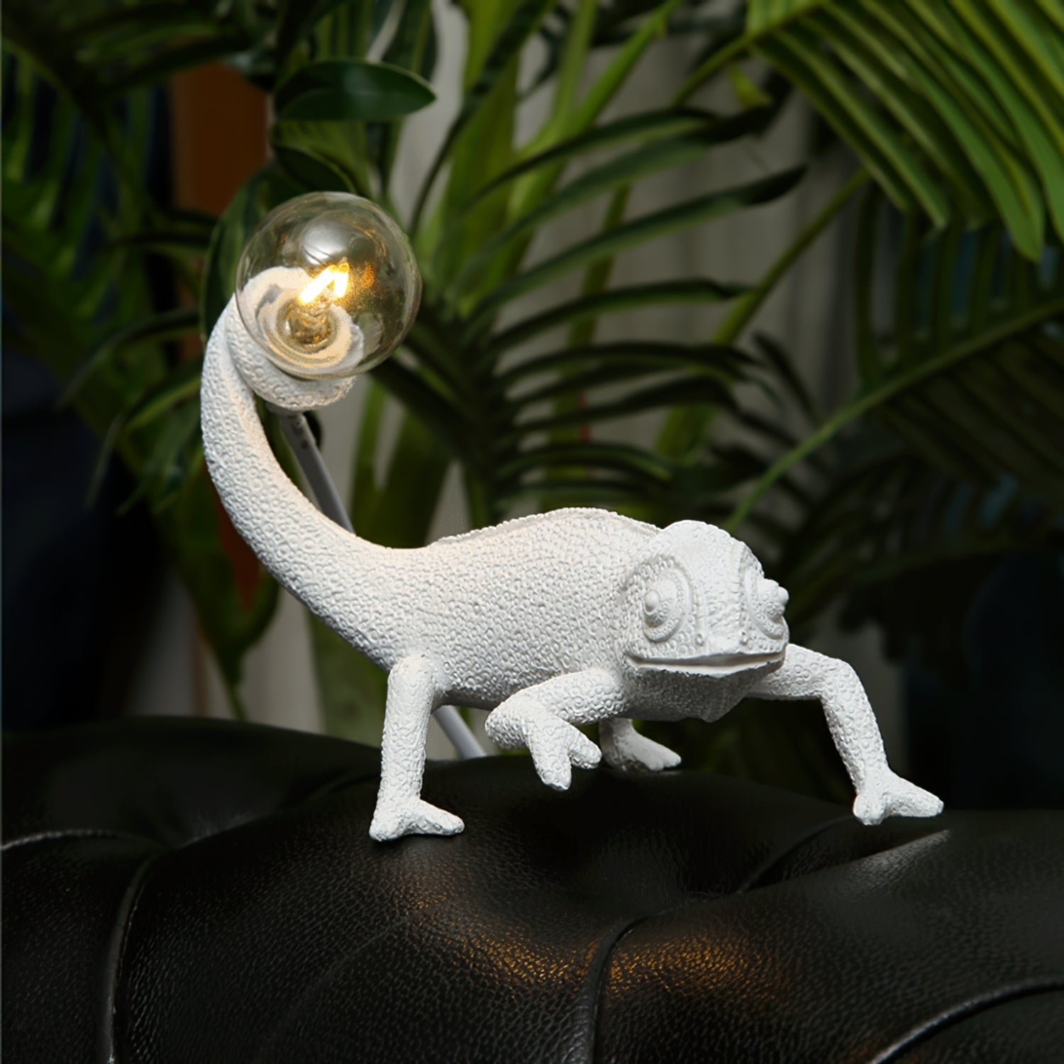 CamouGlow – Harmlampa i resin med charmig kameleondetalj | Veska