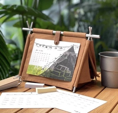 Camping Dreams Tält Skrivbord Kalender | Veska khaki