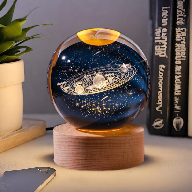 Celestial Sphere Nattlampa | Veska Solarsystemet