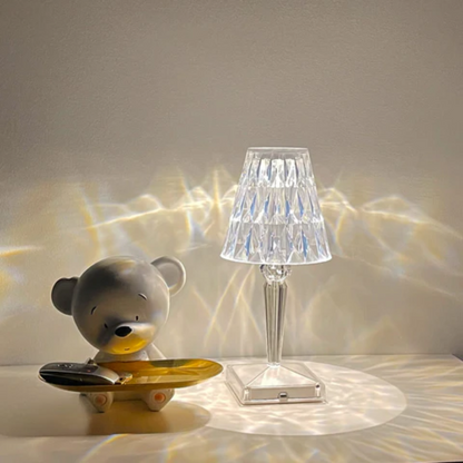 Chic bordslampa med kristalldesign - CrystalLuxe | Veska